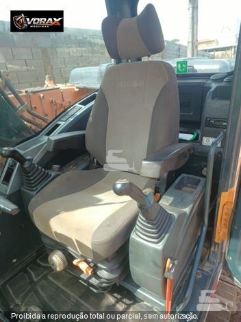 Escavadeira Hyundai R140LC-9