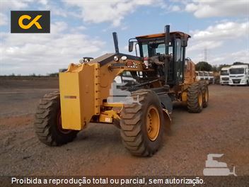 Motoniveladora Caterpillar 120