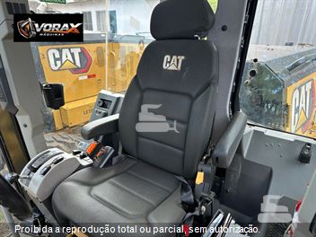 Motoniveladora Caterpillar 120