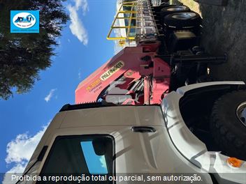Caminhão Volkswagen 31-330 E Constellation 6x4 2p (Diesel)(E5)