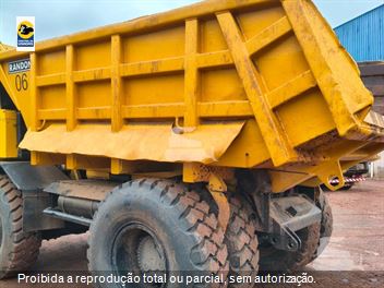 Caminhão Randon RK430