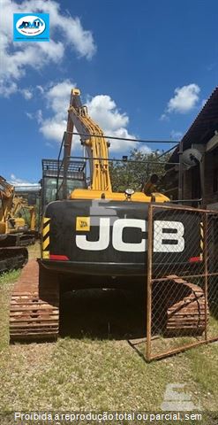 Escavadeira JCB JS220 LR