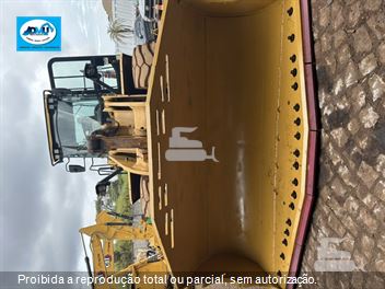 Pá Carregadeira Caterpillar 966L
