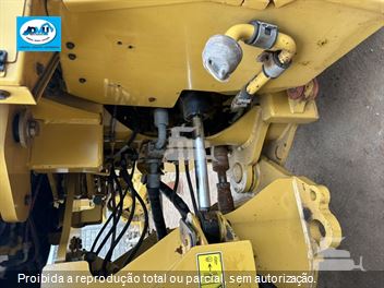 Pá Carregadeira Caterpillar 966L