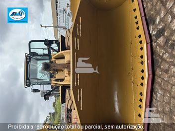 Pá Carregadeira Caterpillar 966L