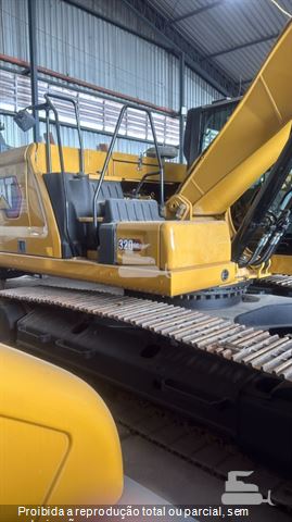 Escavadeira Caterpillar 320GC
