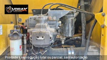 Escavadeira Komatsu PC200