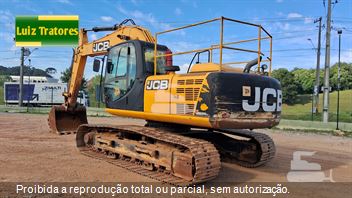 Escavadeira JCB JS220 LC