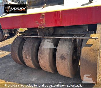Rolo Compactador Dynapac CP271
