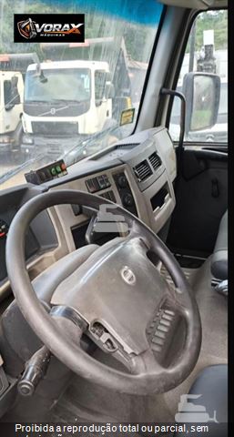 Caminhão Volvo VM 330 6x4 2p (Diesel) (E5)