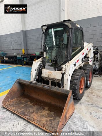 Mini-Carregadeira Bobcat S450