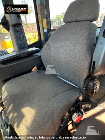 Pá Carregadeira John Deere 644K
