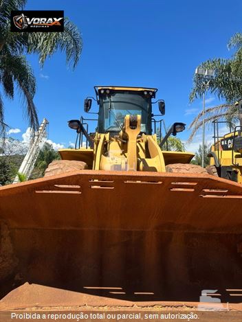 Pá Carregadeira Caterpillar 966L