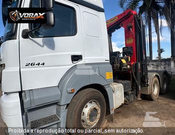 Caminhão Mercedes-Benz Axor 2644 S 6x4 2p (diesel)