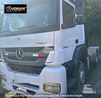 Caminhão Mercedes-Benz Axor 2644 S 6x4 2p (diesel)