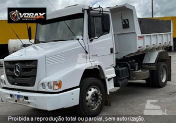 Caminhão Mercedes-Benz Atron 1319 2p (diesel) (E5)
