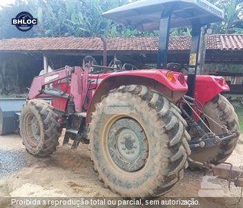 Trator Agrícola Massey Ferguson MF 4275