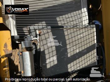 Escavadeira Caterpillar 320DL