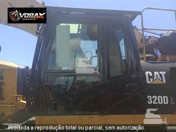 Escavadeira Caterpillar 320DL