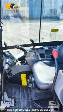 Mini-Escavadeira Bobcat E35z