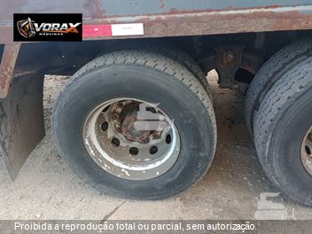 Caminhão Mercedes-Benz Atego 2426 6x2 2p (Diesel) (E5)