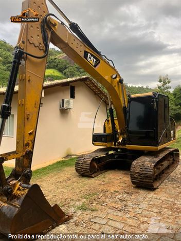 Escavadeira Caterpillar 313D2 L