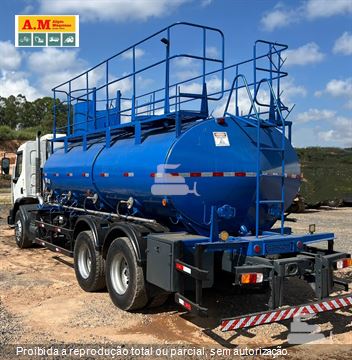 Caminhão Volvo VM 270 6x4 2p (Diesel) (E5)