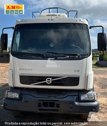 Caminhão Volvo VM 270 6x4 2p (Diesel) (E5)