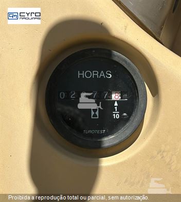 Escavadeira Caterpillar 320BL