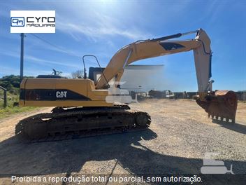 Escavadeira Caterpillar 320BL