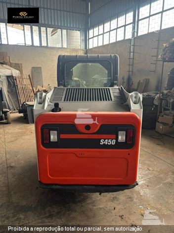 Mini-Carregadeira Bobcat S450