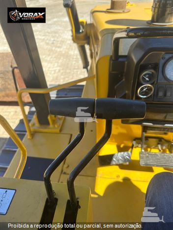 Trator de Esteira New Holland D170