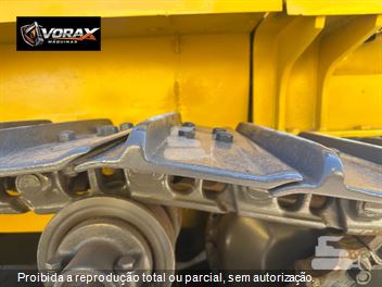 Trator de Esteira New Holland D170