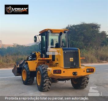 Pá Carregadeira JCB 422 ZX