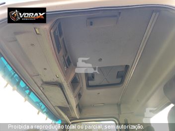 Caminhão Mercedes-Benz Axor 2831 6x4 2p (Diesel) (E5)