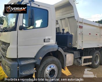 Caminhão Mercedes-Benz Axor 2831 6x4 2p (Diesel) (E5)