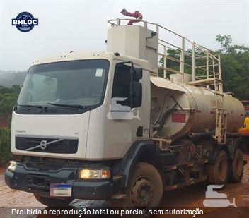 Caminhão Volvo VM 270 6x4 2p (Diesel) (E5)