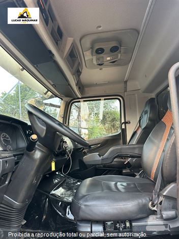 Caminhão Mercedes-Benz Axor 3344 S 6x4 2p (diesel)