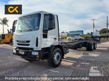 Caminhão Iveco TECTOR 260E30 6x4 2p (Diesel)(E5)