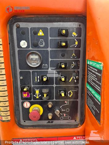 Plataforma Aérea (Elevatória) JLG E450 AJ