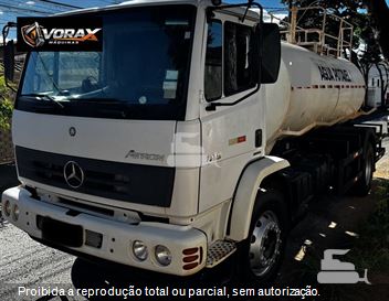 Caminhão Mercedes-Benz Atron 1719 2p (diesel)(E5)