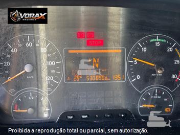 Caminhão Mercedes-Benz Atego 2425 3-Eixos 2p (diesel)