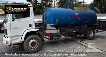 Caminhão Mercedes-Benz Atron 1719 2p (diesel)(E5)