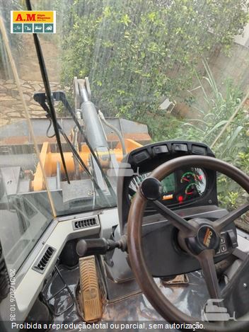 Pá Carregadeira Case 621E