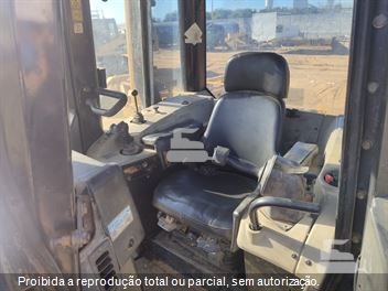 Trator de Esteira Caterpillar D6N XL