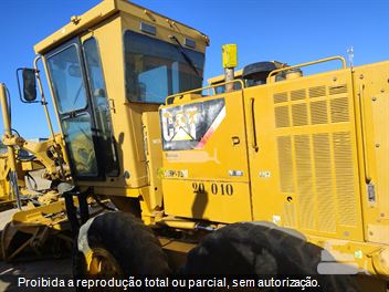 Motoniveladora Caterpillar 140K