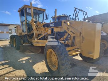 Motoniveladora Caterpillar 140K