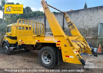 Caminhão Mercedes-Benz L-1113 2p (diesel)