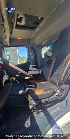 Caminhão Mercedes-Benz Axor 4144 K 6x4 2p (Diesel) (E5)
