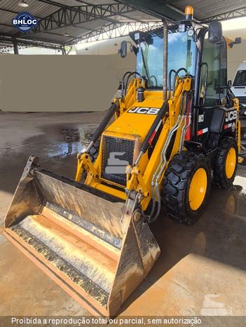 Mini-Retroescavadeira JCB 1CX